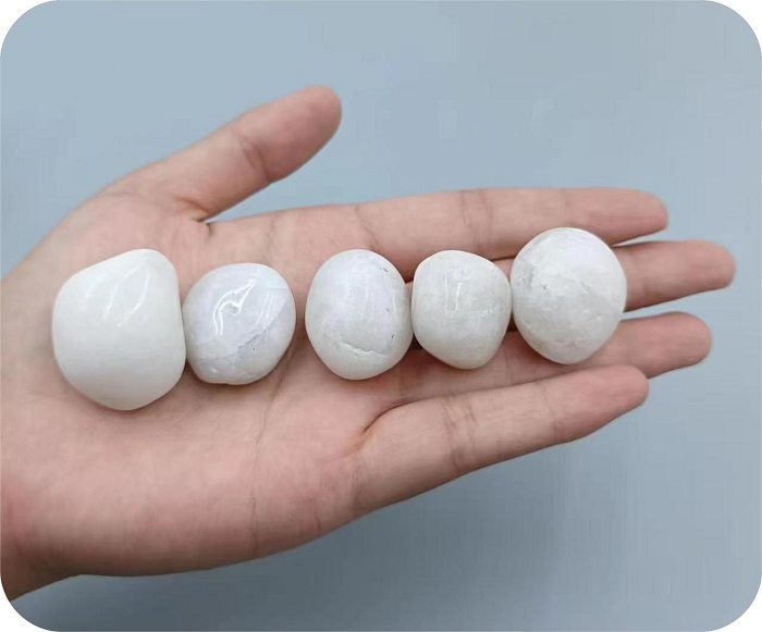 白色雨花石